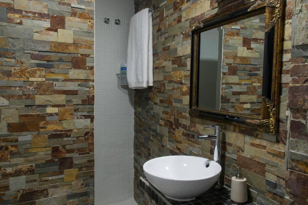 New!!! Luxury City Center & Private Terrace Малага Экстерьер фото