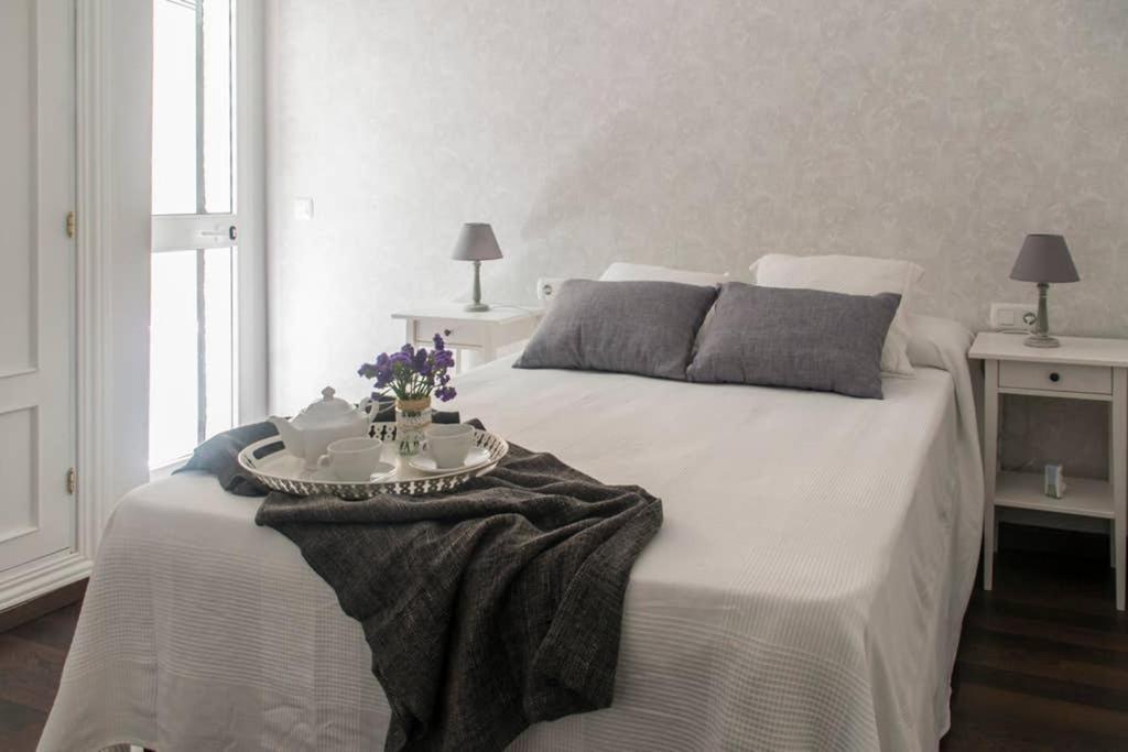 New!!! Luxury City Center & Private Terrace Малага Экстерьер фото